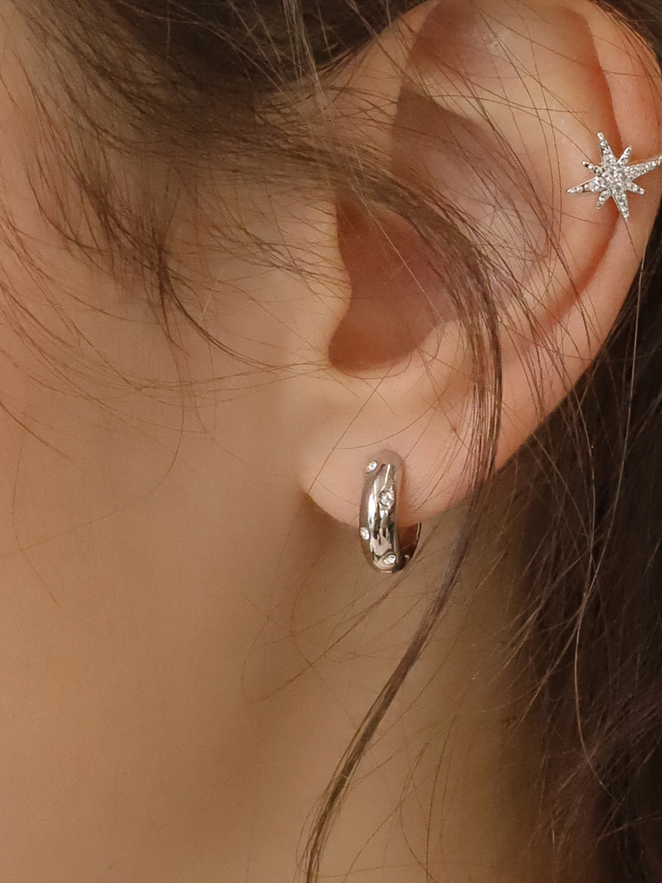 [셀럽 착용] mini cubic cocoon earring