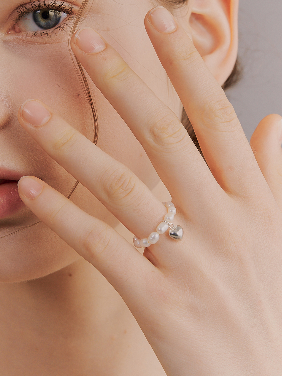 [태연 착용] petit heart pearl ring